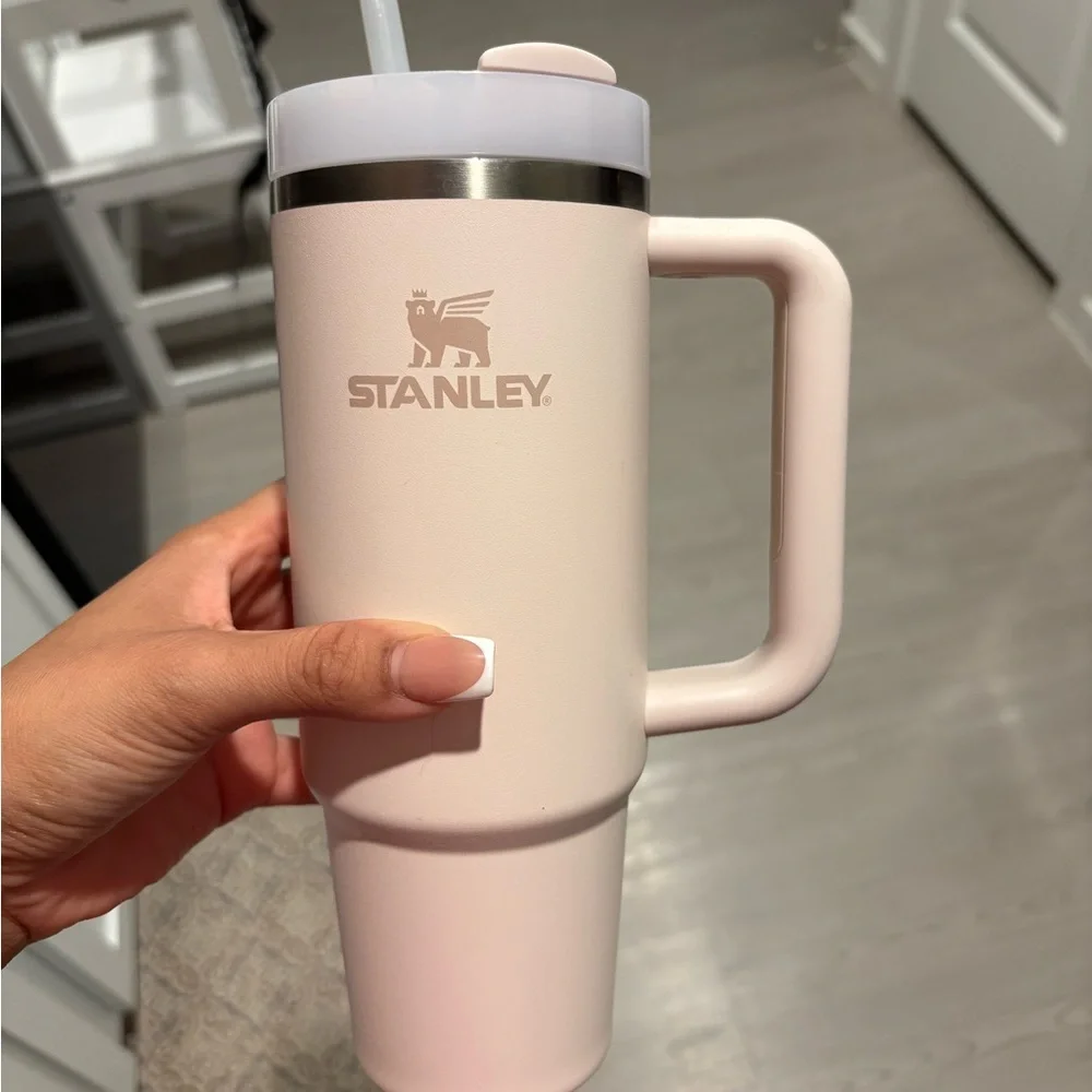 Stanley Pale Pink Insulated Travel Tumbler with Handle - Picture 1 of 4